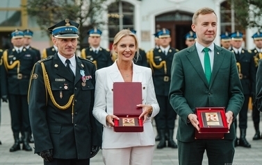 Nadanie sztandaru Komendzie Powiatowej Państwowej Straży Pożarnej w Pucku 5