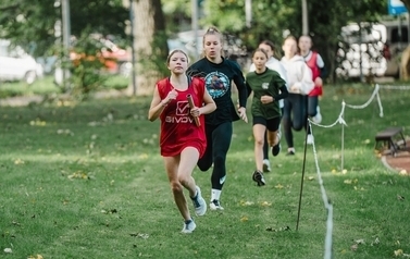 Sztafetowe Biegi Przełajowe 18