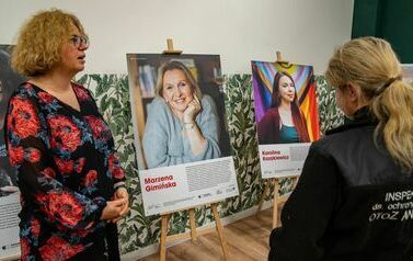 Wystawa "Bohaterki Codzienności" w Pucku 9