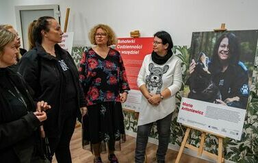 Wystawa "Bohaterki Codzienności" w Pucku 13