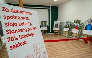 Wystawa "Bohaterki Codzienności" w Pucku 24