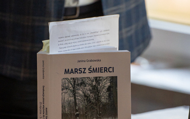 Spotkanie autorskie z Marcinem Osowińskim - Marsz śmierci o ewakuacji pieszej więźni&oacute;w KL Stutthof 2