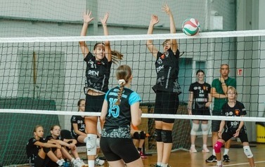 Turniej Piłki Siatkowej o Puchar Pucka w kategorii młodziczek 9