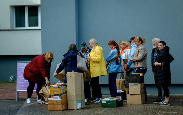 Akcja ekologiczna: &quot;Zasadź się na sadzonkę! Wymień makulaturę na wrzos!&quot; 9