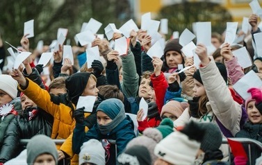 Obchody Święta Niepodległości w Pucku - Najliczinejsza &quot;Lekcja Historii&quot; 2