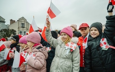 Obchody Święta Niepodległości w Pucku - Najliczinejsza &quot;Lekcja Historii&quot; 13