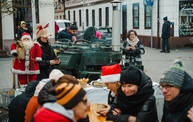 Dzień Świąteczny na Starym Rynku w klimacie PRL 5