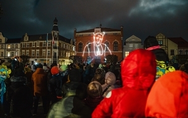 Pokaz laserowy "105. rocznica Zaślubin Polski z Morzem w Pucku" 7