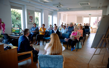 Spotkanie w bibliotece - Maciej Klimarczyk 6