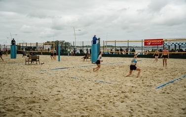 Wojew&oacute;dzkie Mistrzostwa Junior&oacute;w Młodszych w siatk&oacute;wce plażowej 17
