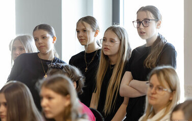 XIV Integracyjny Przegląd Małych Form Teatralnych "Teatr bez granic" 4