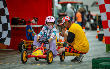410A8443