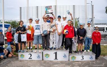 Regaty "Zatoka Meeting" w klasie Optimist 4
