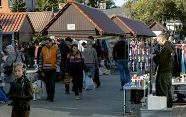 Pchli Targ - październik - 2026 1