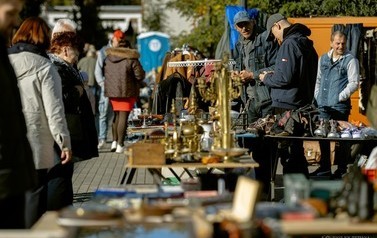 Pchli Targ - październik - 2026 7