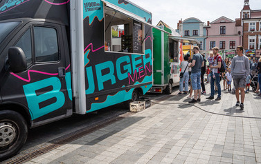 IV Zlot FoodTruck&oacute;w w Pucku #jeMYnaRynku 8