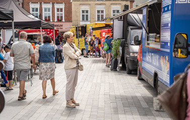 IV Zlot FoodTruck&oacute;w w Pucku #jeMYnaRynku 11