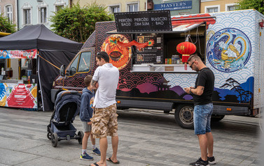 IV Zlot FoodTruck&oacute;w w Pucku #jeMYnaRynku 15