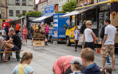 IV Zlot FoodTruck&oacute;w w Pucku #jeMYnaRynku 25