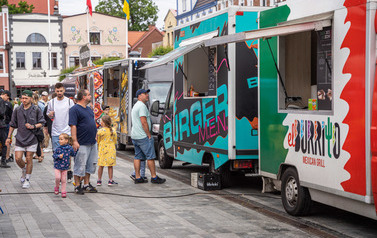 IV Zlot FoodTruck&oacute;w w Pucku #jeMYnaRynku 29