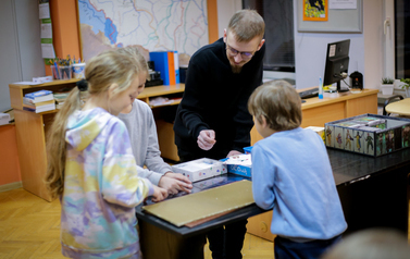 Klub Gier Planszowych w Bibliotece Publicznej im. Zaślubin Polski z Morzem w Pucku - rodziny z dziećmi 9