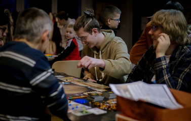 Klub Gier Planszowych w Bibliotece Publicznej im. Zaślubin Polski z Morzem w Pucku - rodziny z dziećmi 22