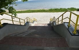 Kolejne wyremontowane schody na plażę 6