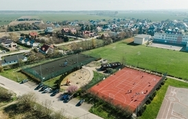 Podpisanie umowy na realizację zadania pn. &bdquo;Remont infrastruktury sportowej wraz z rozbi&oacute;rką zaplecza sanitarno &ndash; szatniowego&rdquo; 3