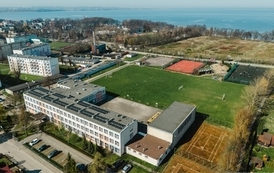 Podpisanie umowy na realizację zadania pn. &bdquo;Remont infrastruktury sportowej wraz z rozbi&oacute;rką zaplecza sanitarno &ndash; szatniowego&rdquo; 6