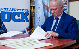 Podpisanie porozumienia przy realizacji projektu Pomorskie Trasy Rowerowe 3