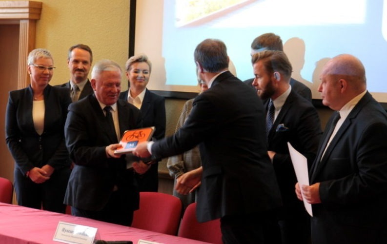 Zdjęcie do Podpisanie umowy o dofinansowanie projektu Pomorskie Trasy Rowerowe